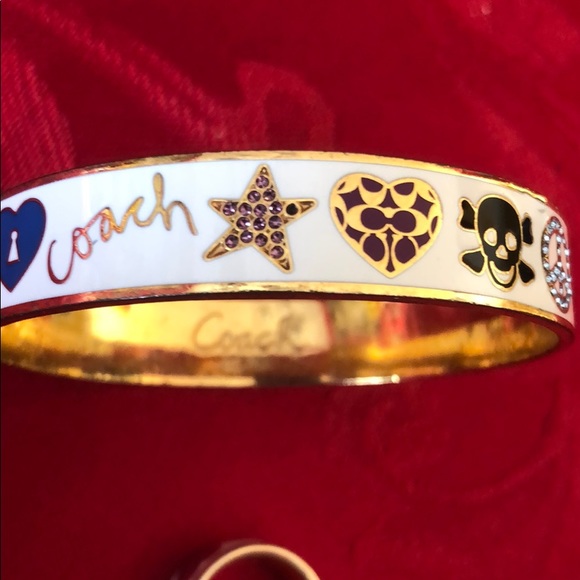 Coach bracelet & ring set used - Picture 7 of 8